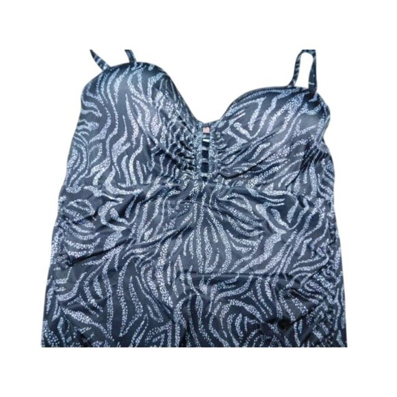 Cacique Size 42DD Plus size Tankini Style Swim top NWT $80 - Picture 2 of 2